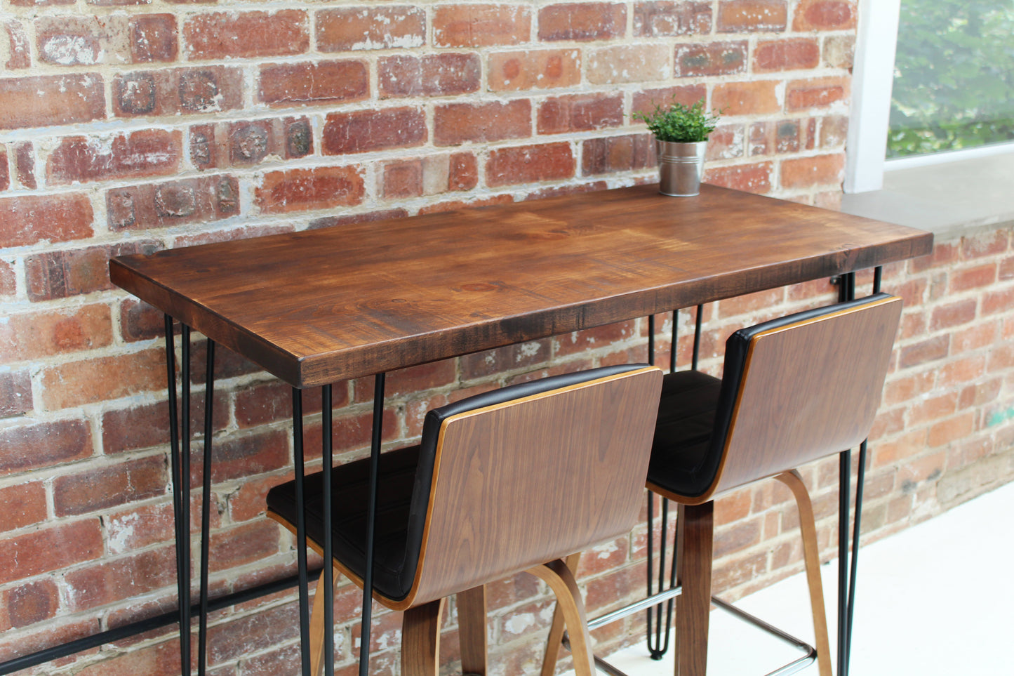 Minimalist Breakfast Bar with Hairpin Legs | Counter