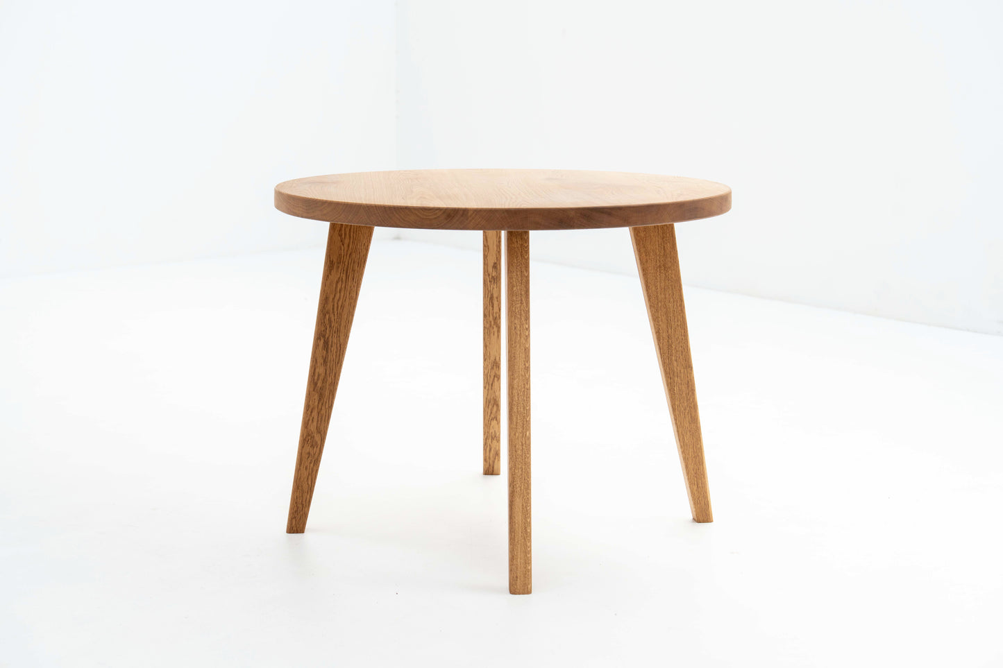 Scandinavian Solid Oak Round Dining Table