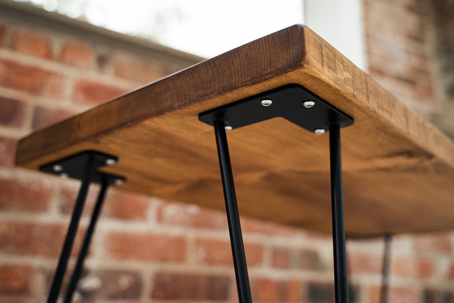 Minimalist Coffee Table with Hairpin Legs