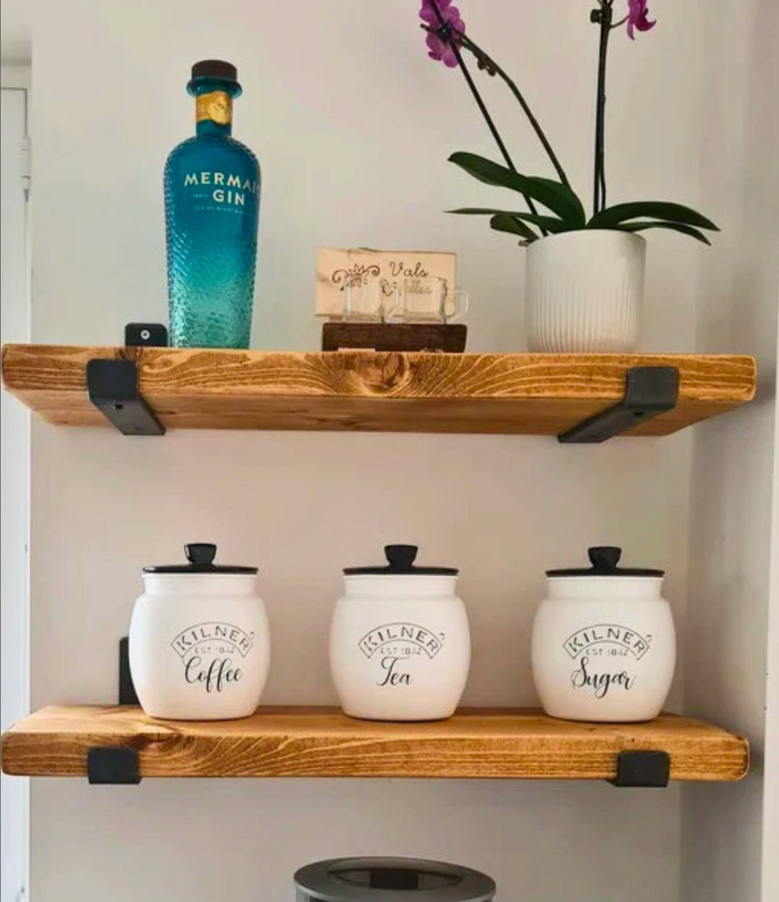 Creative Ways to Use Wooden Wall Shelves in Your Home