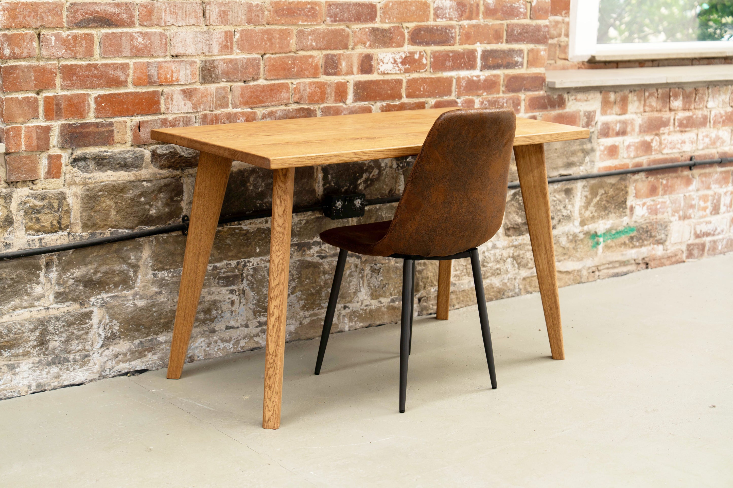 Scandinavian Solid Oak Desk – Rust and Oak