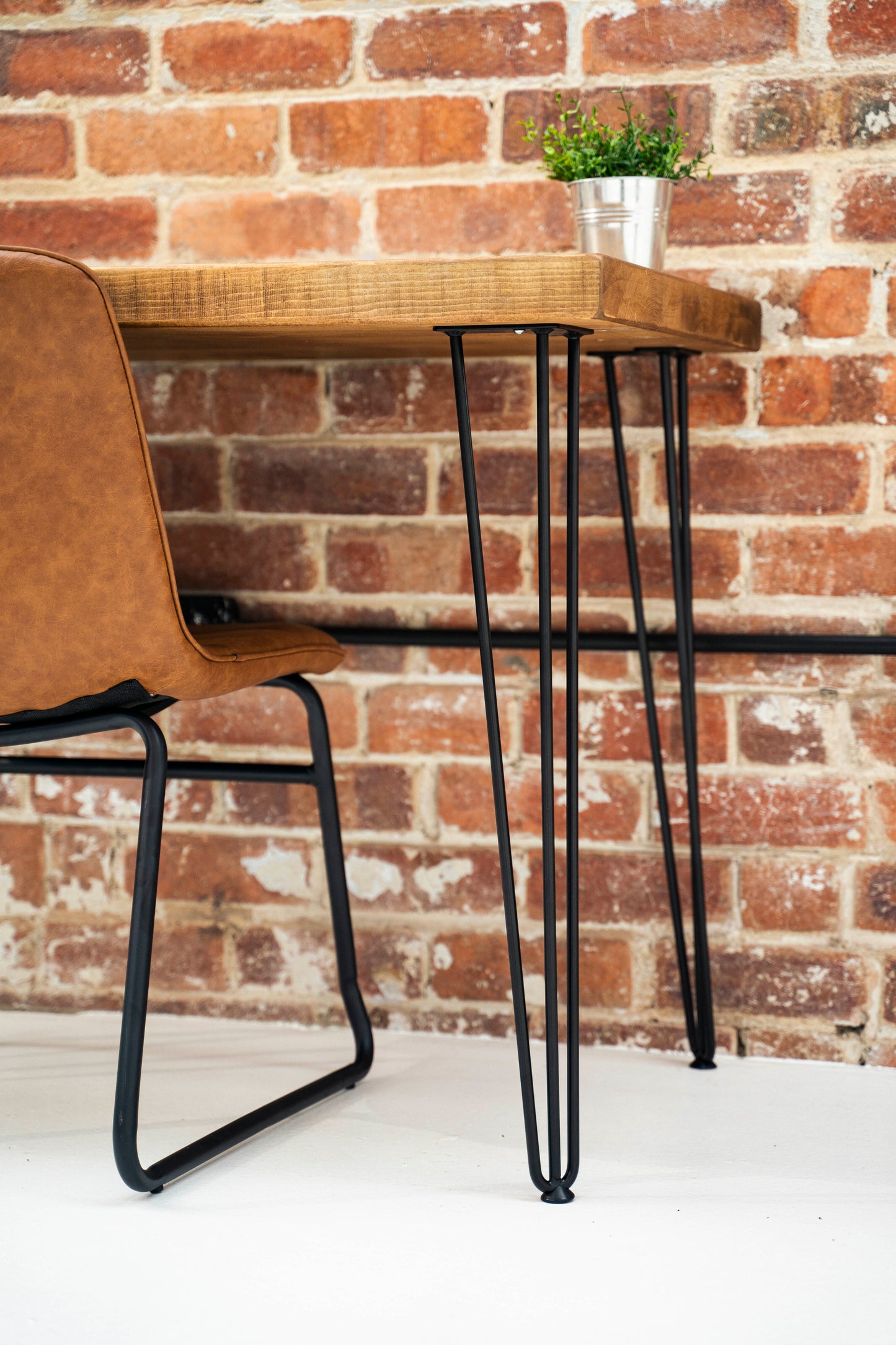 Minimalist Chunky Rustic Hairpin Desk